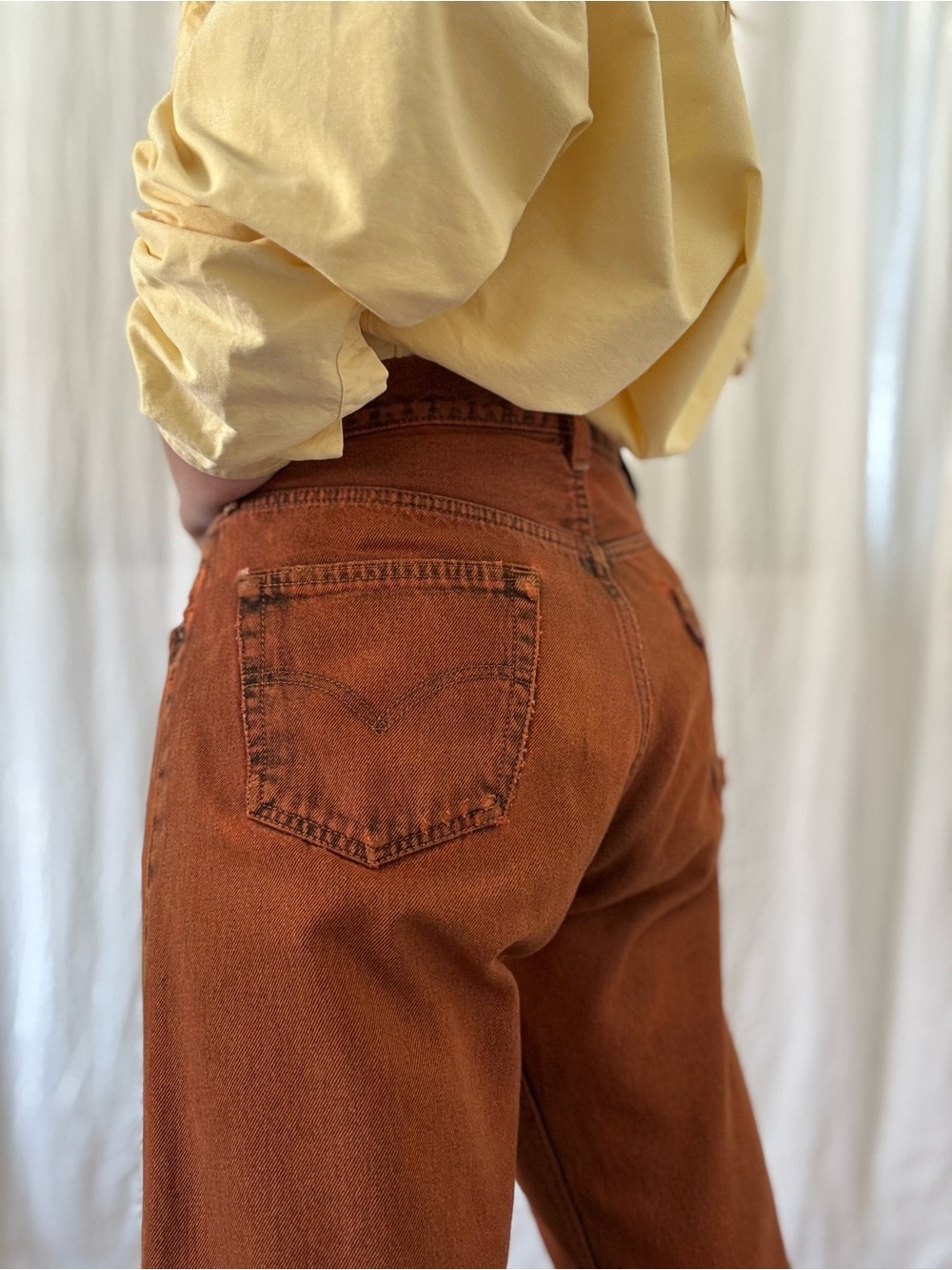 Vintage Levi’s 501 really unique rust wash 1990s high rise straight leg - Picture 6 of 13